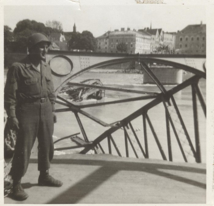 Germany_PhotosHome-4-front_mst